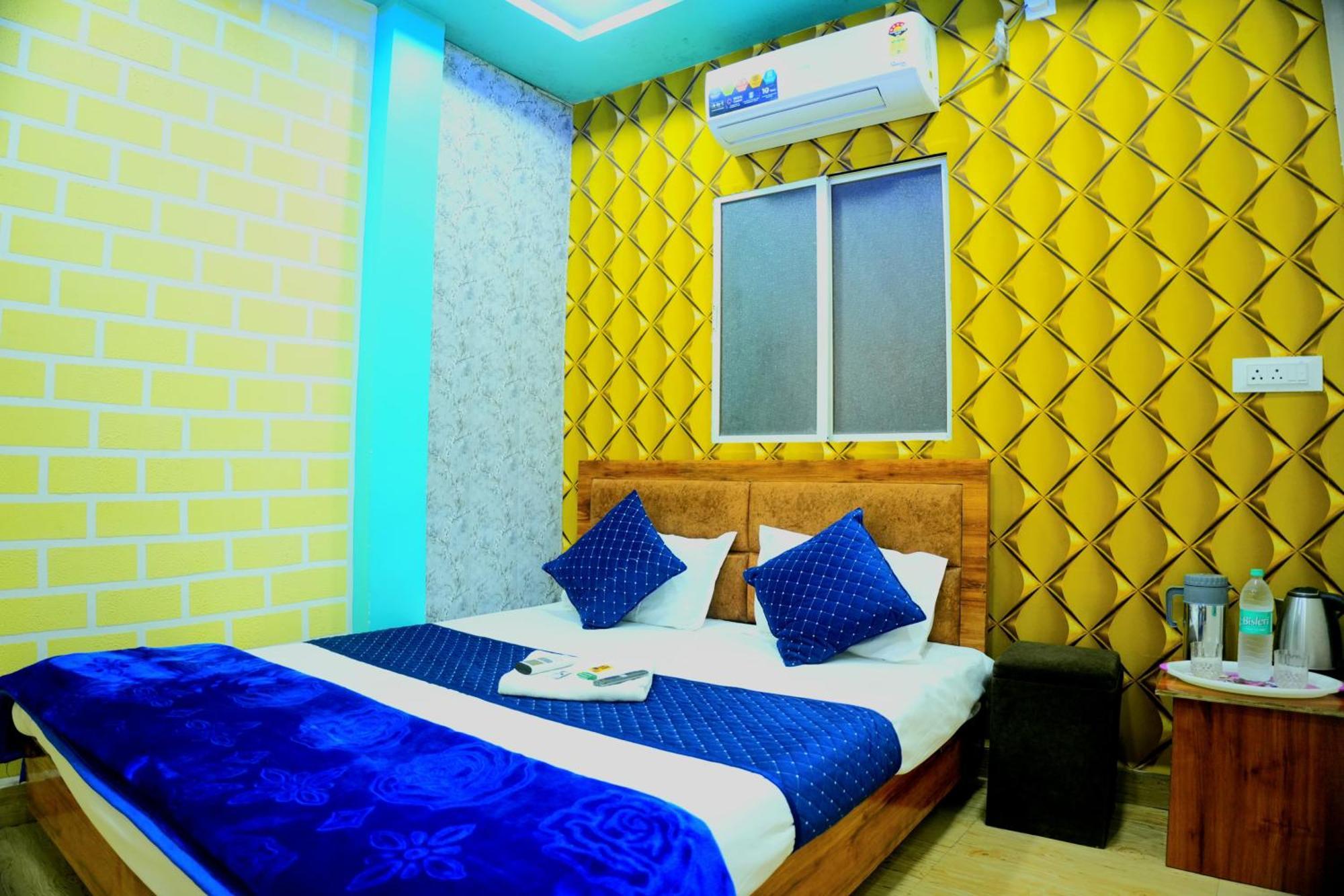 Hotel Ganraj Ujjain Room photo